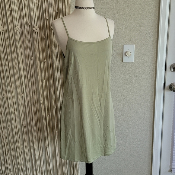 Vici Green Patterned Dress - Picture 3 of 6